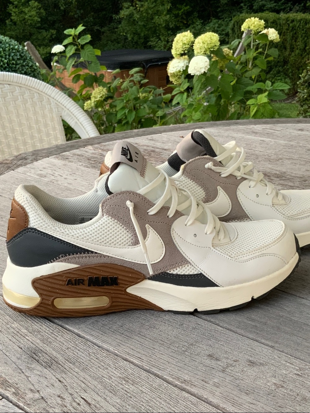 Nike Air Max Excee sz 10